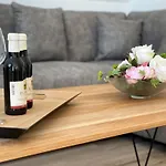 Апартаменты Haus Nordseekrabbe Гретзиль