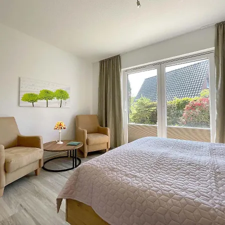 Haus Nordseekrabbe * 特希尔