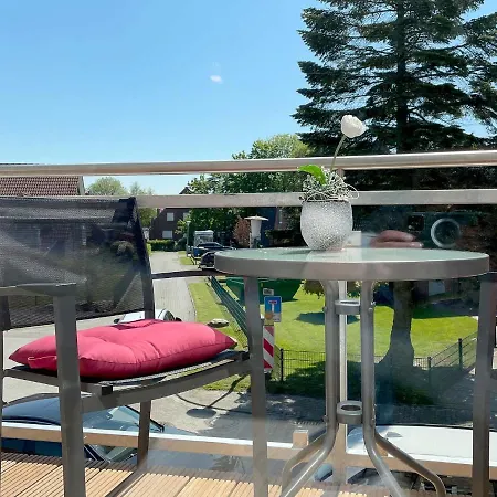 Haus Nordseekrabbe Appartement Greetsiel